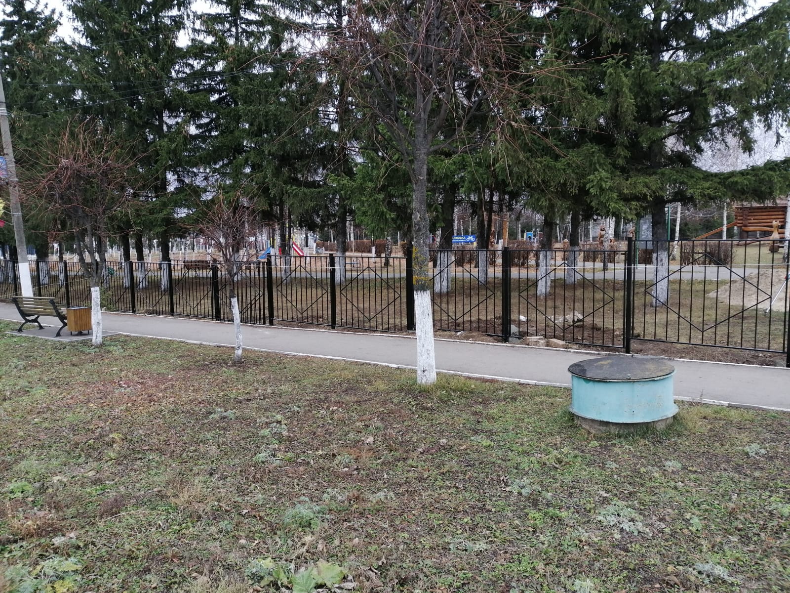 Откатные ворота и ограждения